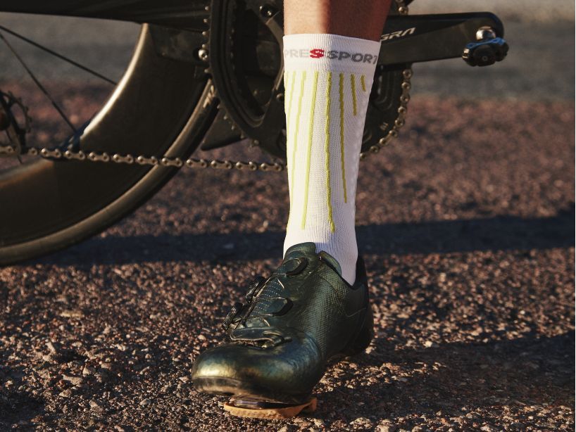 AERO SOCKS - WHITELIME